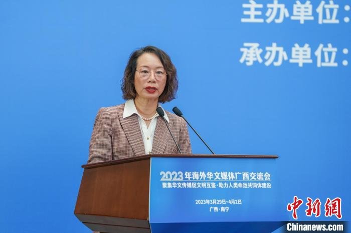 澳门商报国际传媒集团董事长邓文玉：抓媒介融合机遇讲好中国故事