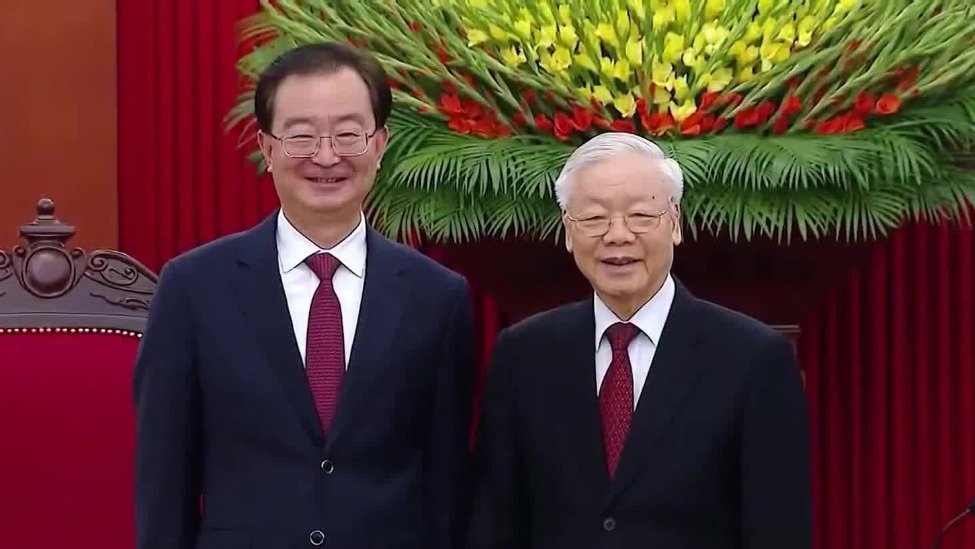 越共总书记晤云南政府代表团促边贸合作
