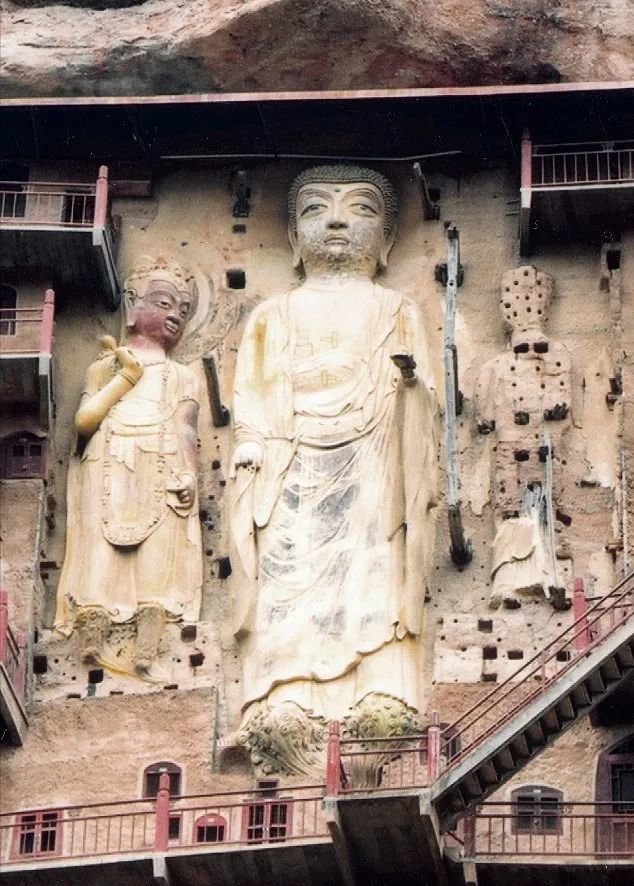 ▲ 西崖大佛 （北魏原作 北周、宋重修）