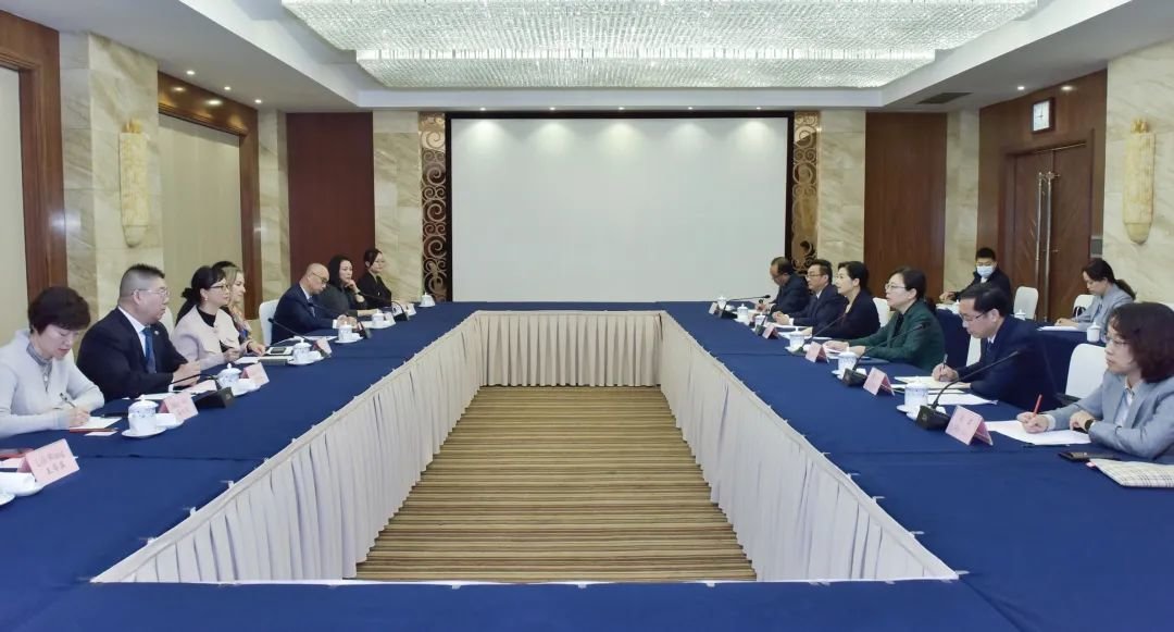 美国7个州驻华代表机构组团访渝：积极发挥桥梁纽带作用，促进重庆与美地方州市合作