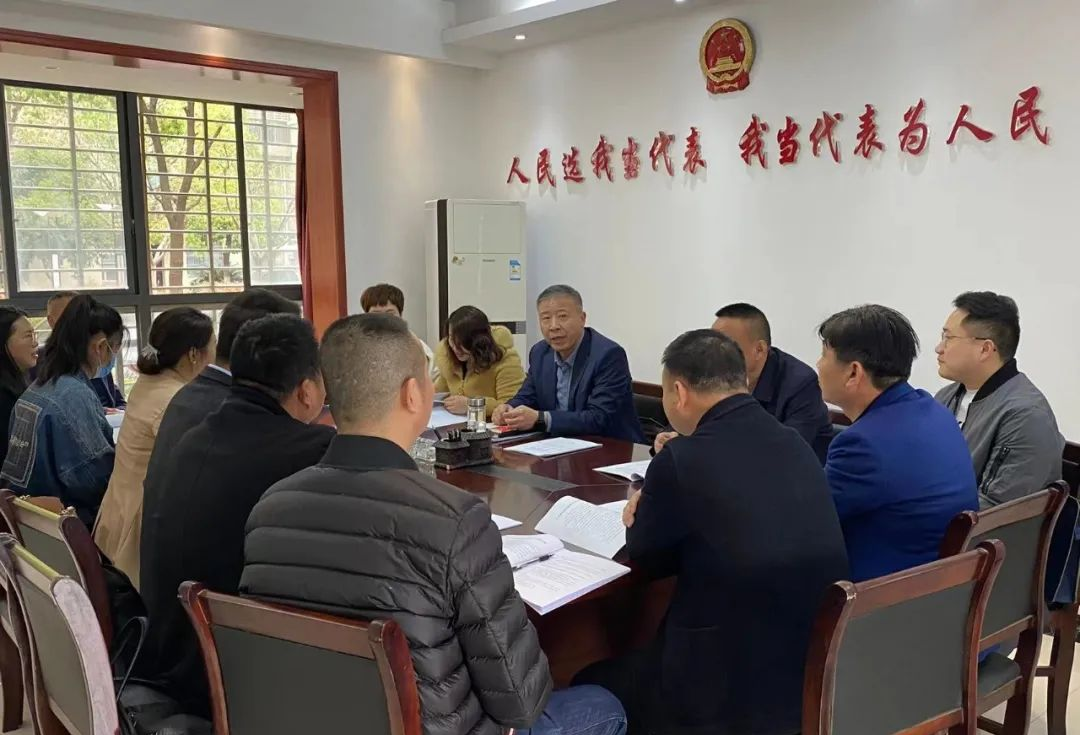 代表三进•共同缔造——人大代表走访调研奓山新社区