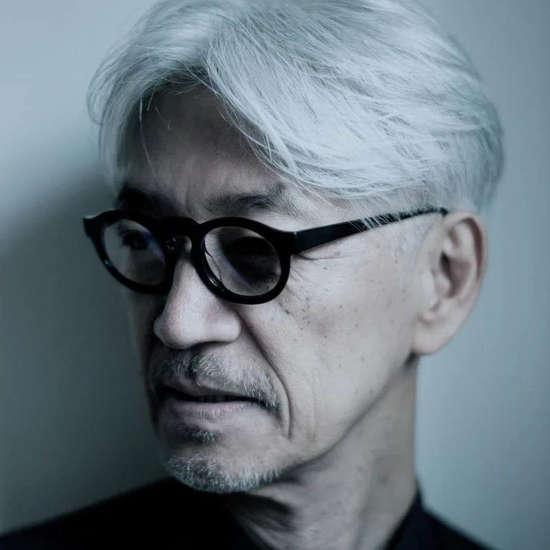 ▎ 图/ 坂本是 20 世纪 70 年代后期电子音乐的先驱，并创立了 Yellow Magic Orchestra，也被称为 YMO
