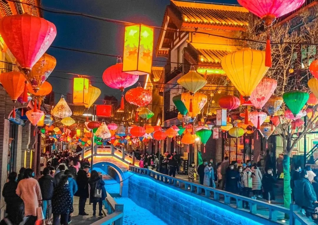 兰州：总是在清晨里出走 夜晚里醉酒凤凰网甘肃_凤凰网