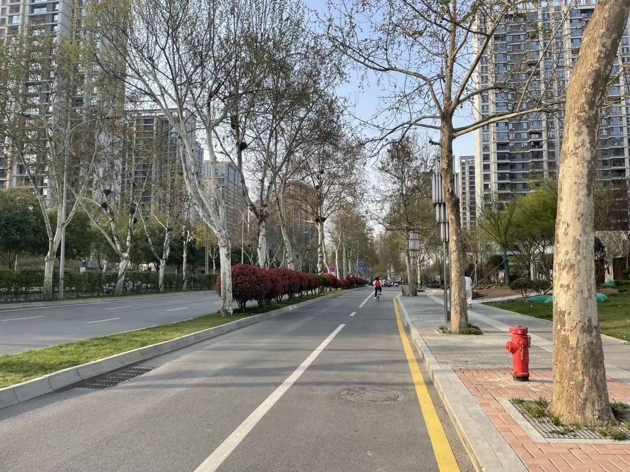 整治后的丈八北路