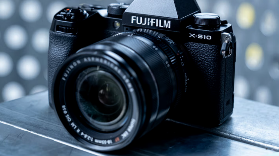 富士新款XF8mm f 3.5 R WR镜头曝光:大广角 支持全天候防护_凤凰网