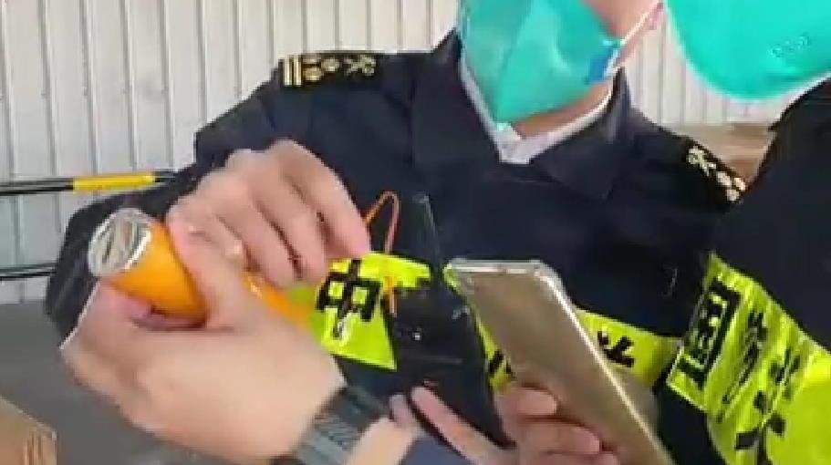 宁波海关查获烟花爆竹25.42吨