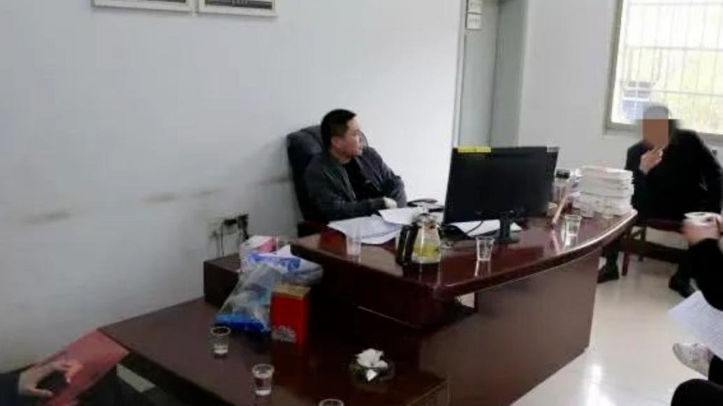 湖南衡阳一网络主播“连麦pk”涉黄表演被约谈