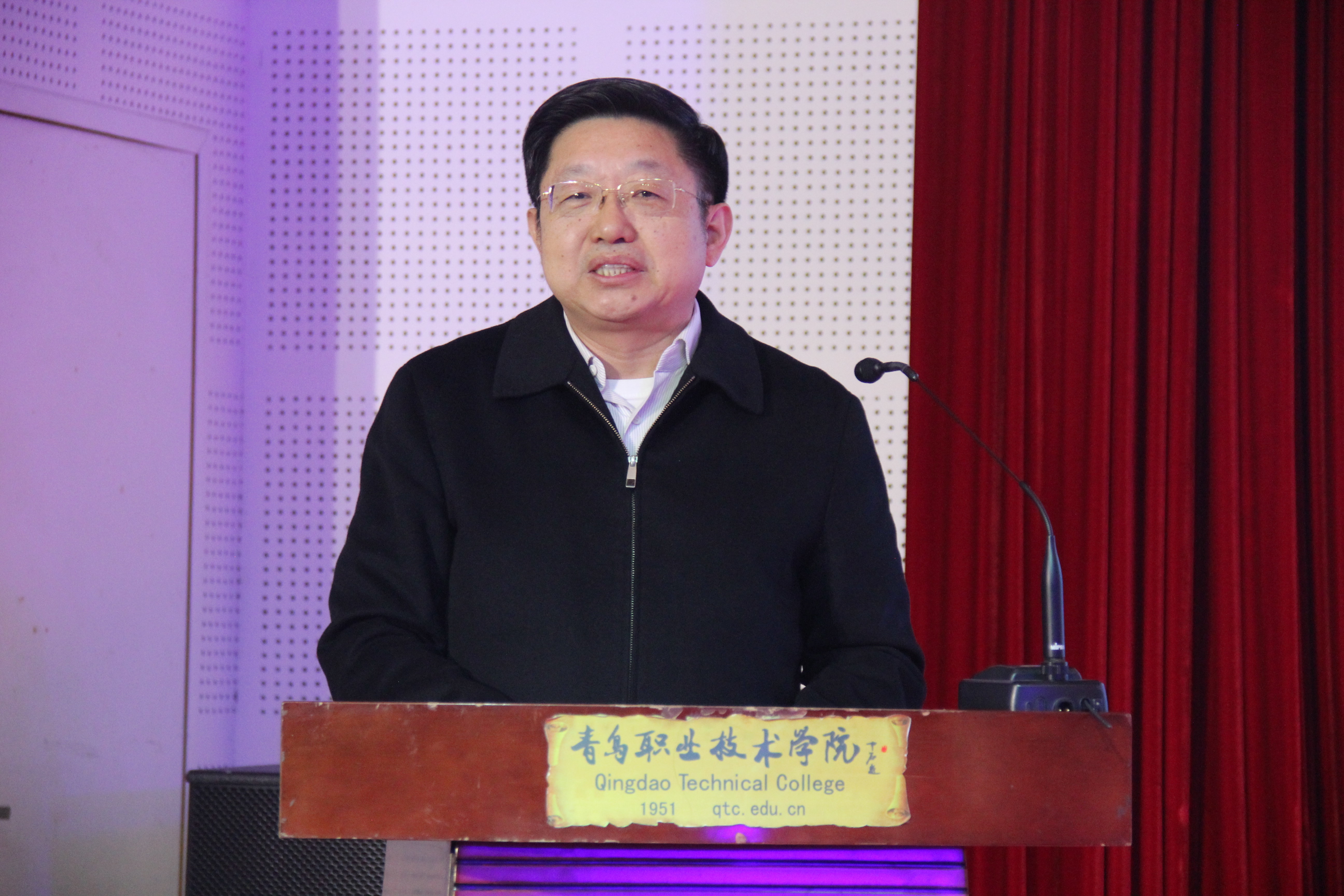 让传统文化焕发时代光彩——青岛职业技术学院启动第九届“中华优秀传统文化教育月”活动