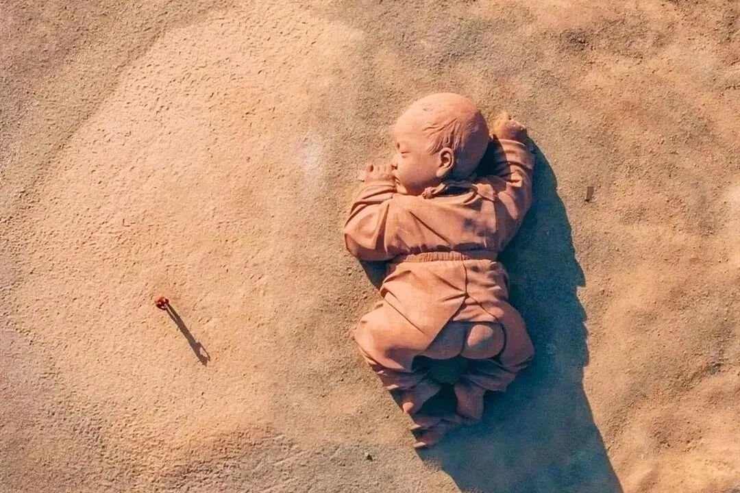 瓜州大地之子雕塑（图源网络）