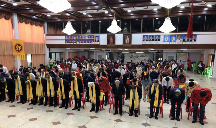 第四项仪程：行施拜礼