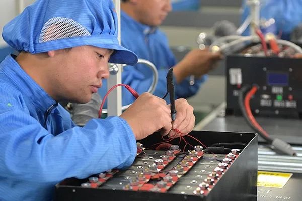 ▎中国的新能源锂电池工厂。