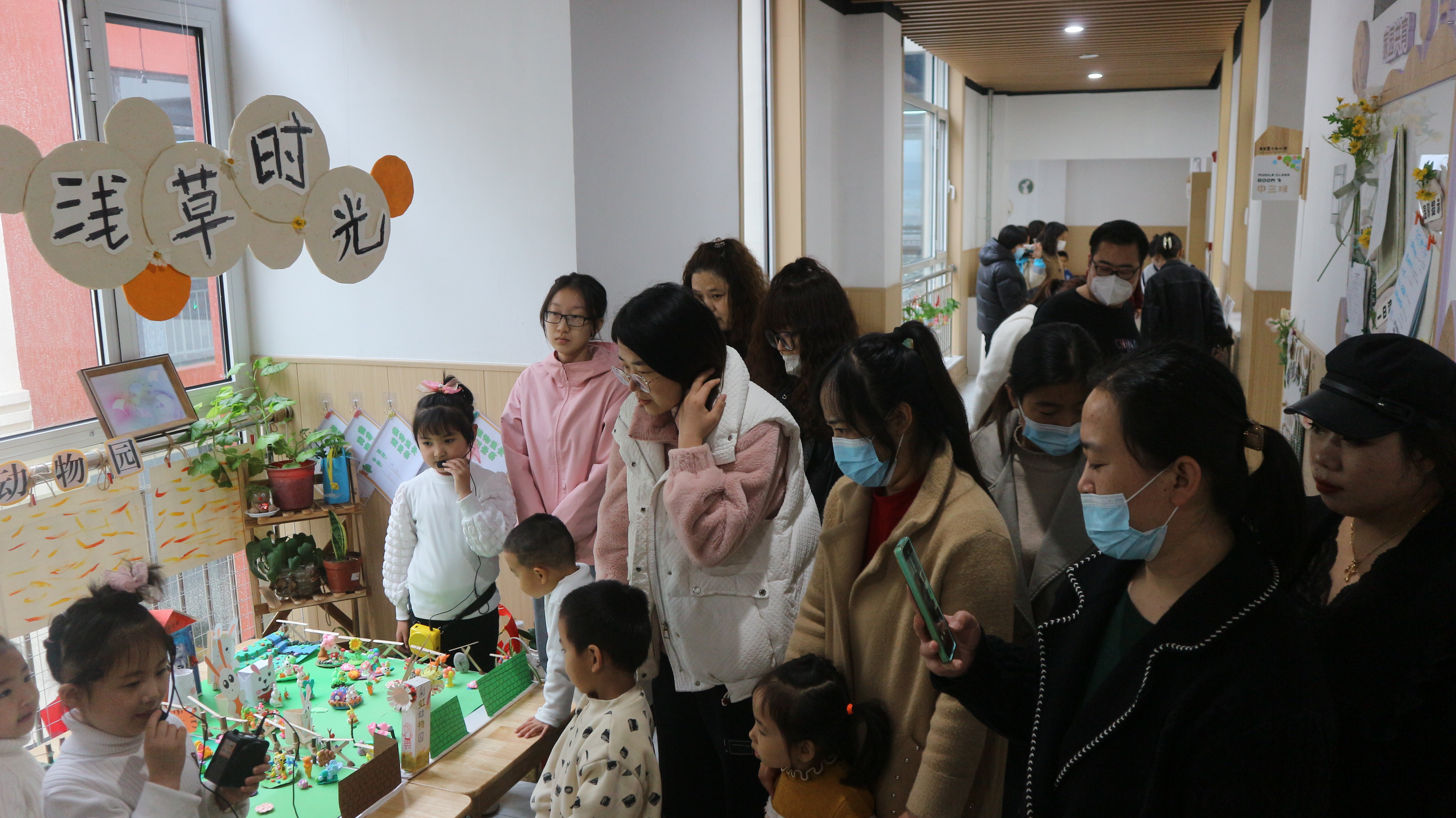 中班的小朋友们开展了《动物园》主题活动