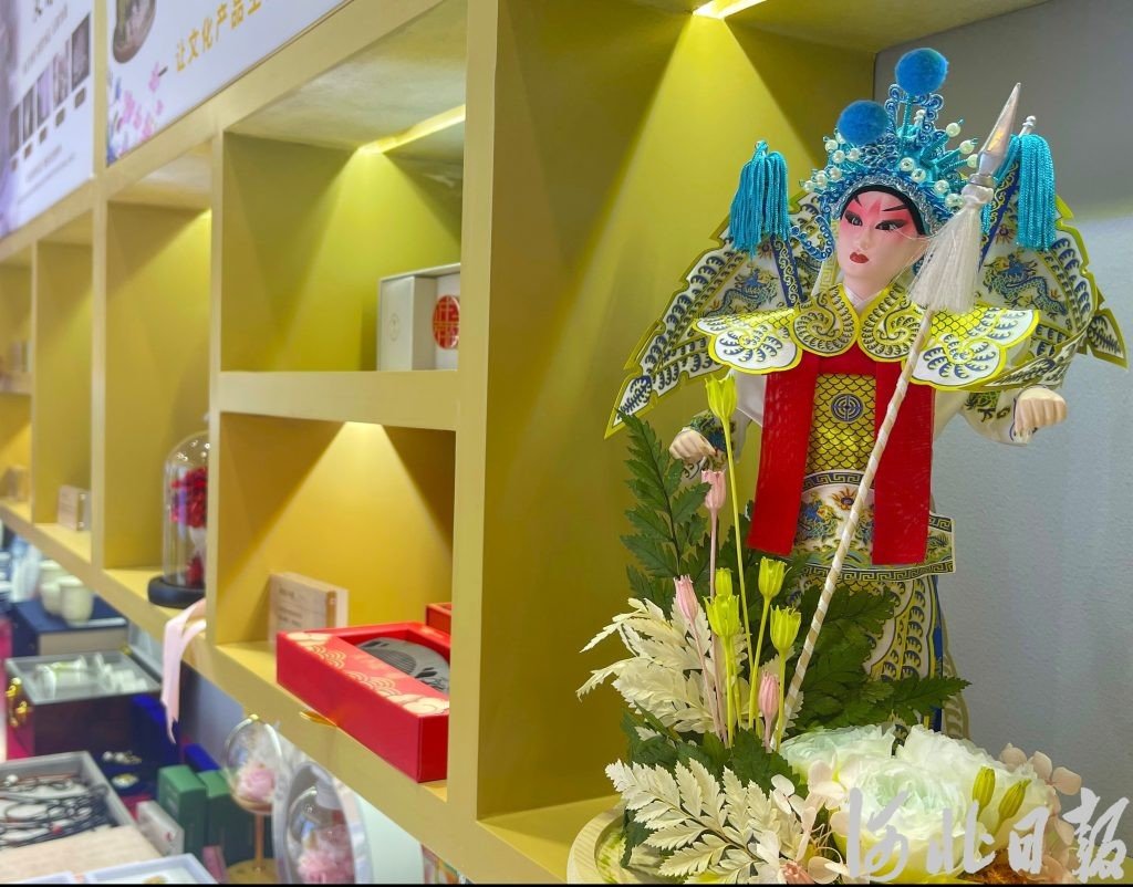 4月11日,在河北综合形象展展区.