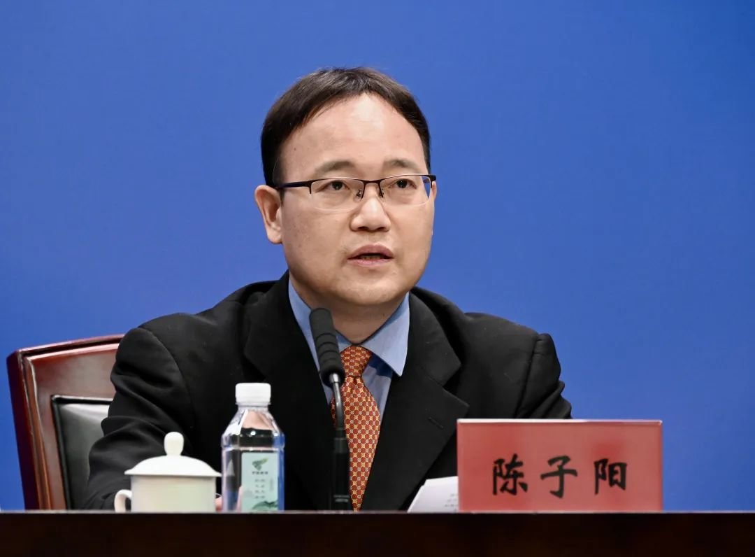 陈子阳答:为了营造"中国旅游日"浓厚氛围,浙江省文化和旅游厅将推出"