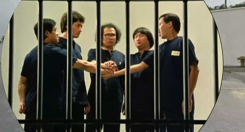 在《奇谋妙计五福星》里，“五福星”茶壶（洪金宝 饰）、死气喉（吴耀汉 饰，左一）、卷毛积（岑建勋 饰）、凡士林（秦祥林 饰）和鲁奇（冯淬帆 饰）成就了这五位演员的艺术高峰。