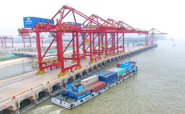 江西彭泽县：奋进在项目建设的“春天里”