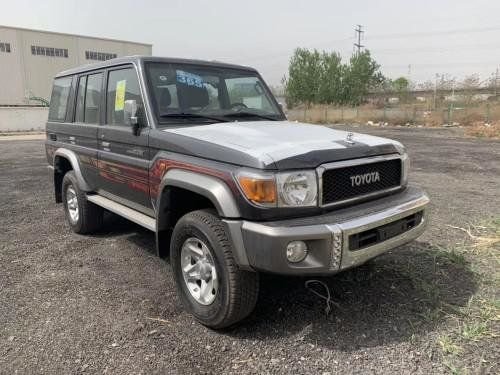 23款丰田酷路泽lc76现车国六70余万