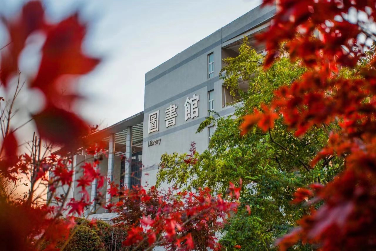 读享彭城 | 在徐州工业学院，与书香“撞”了个满怀