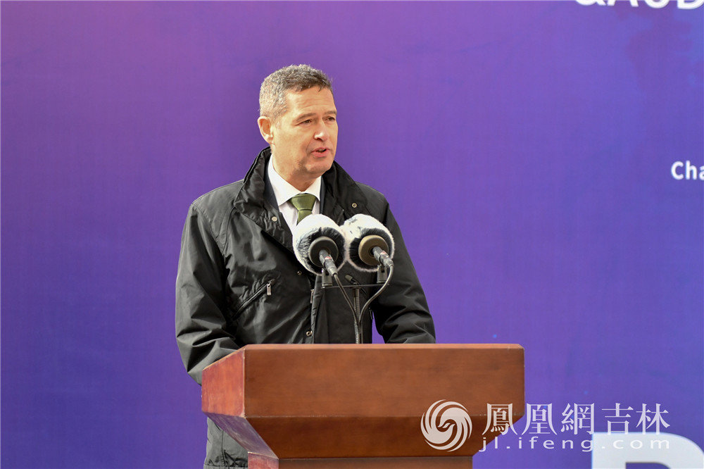 奥迪汽车股份公司董事罗维旭致辞。凤凰网吉林 梁琪佳摄