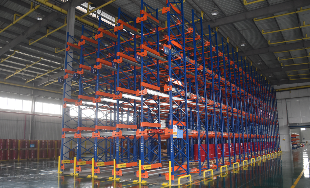 智能物流仓储中心 3615B70E9CE2F3BD31FC81B231808EE30049395F_size1220_w1016_h618.png