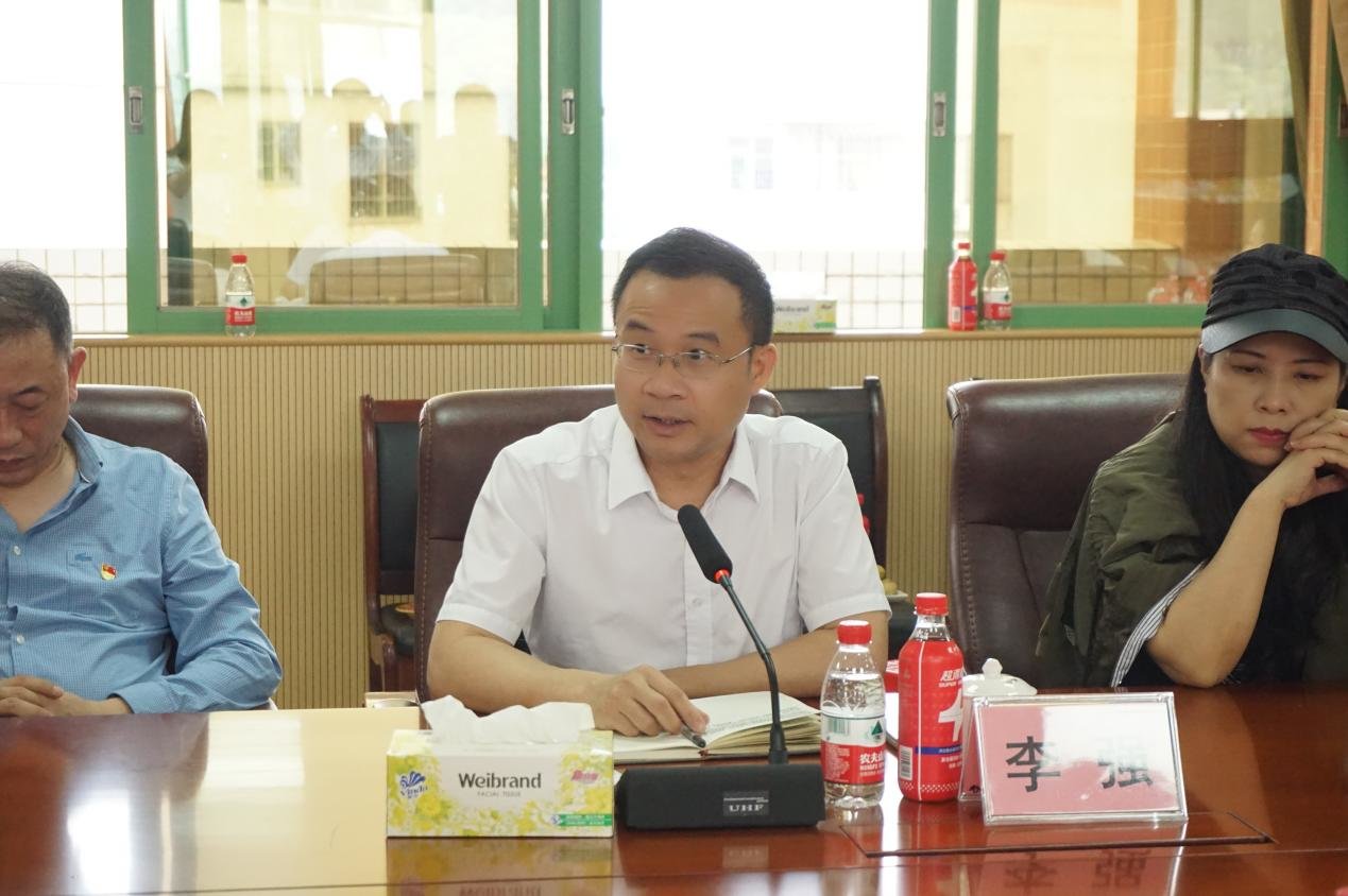 星海音乐学院声乐歌剧系党总支书记李强