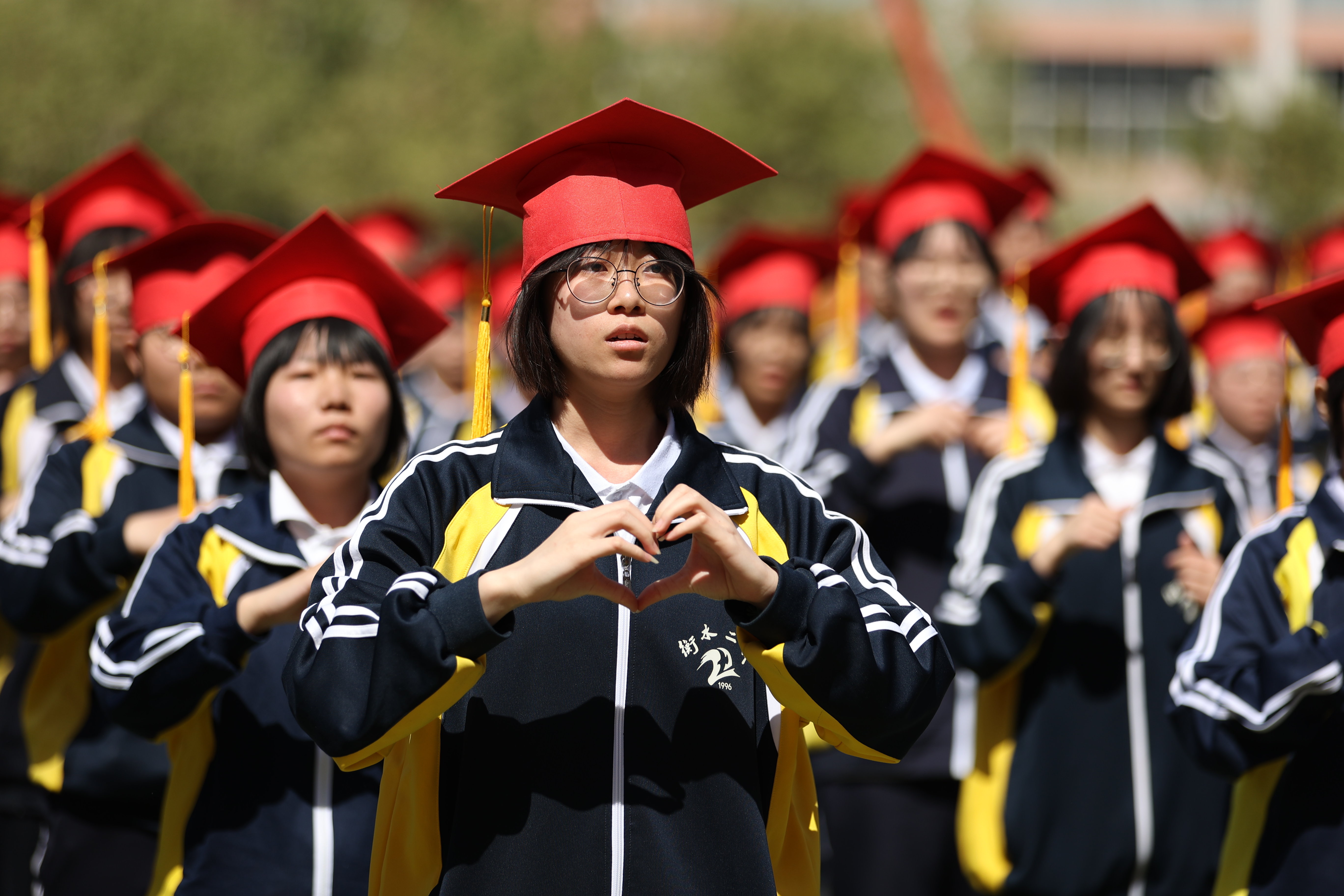 十八而志梦起航,不负韶华勇担当—衡水市第二中学举行第十一届学生