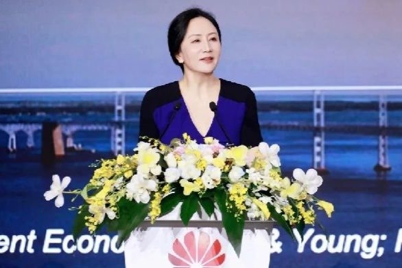 任华为轮值董事长后,孟晚舟首次亮相发声!谈到AI、5.5G与鸿蒙操作系统_凤凰网