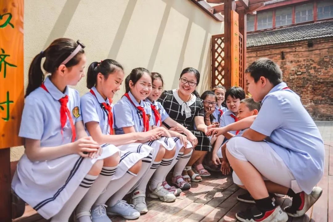 云龙五位教师获评市“三名工程”领衔名师！