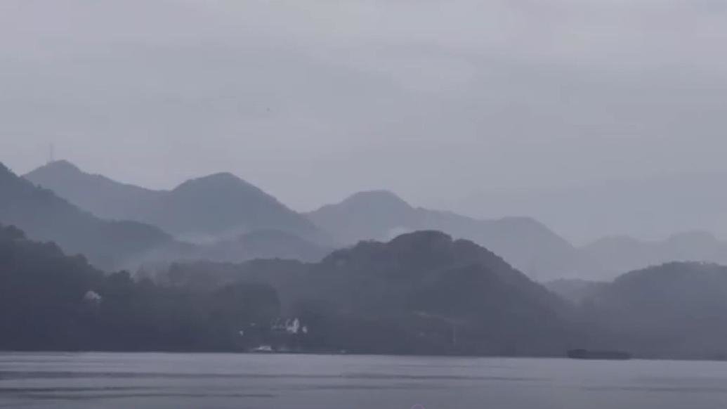 雨后的富春江好美