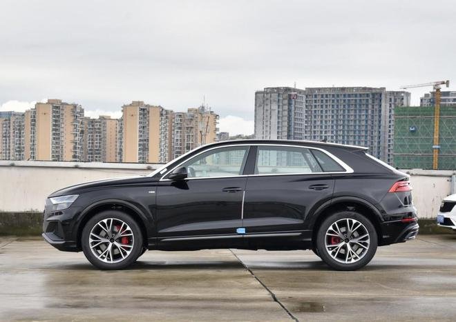 奥迪q8配置参数详细解析 新车售价60万_凤凰网汽车_凤凰网