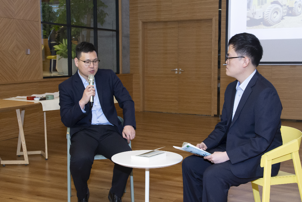 邮储银行西安市分行团委举办“让美好发生”之 储蓄时光&middot;春季读书会活动