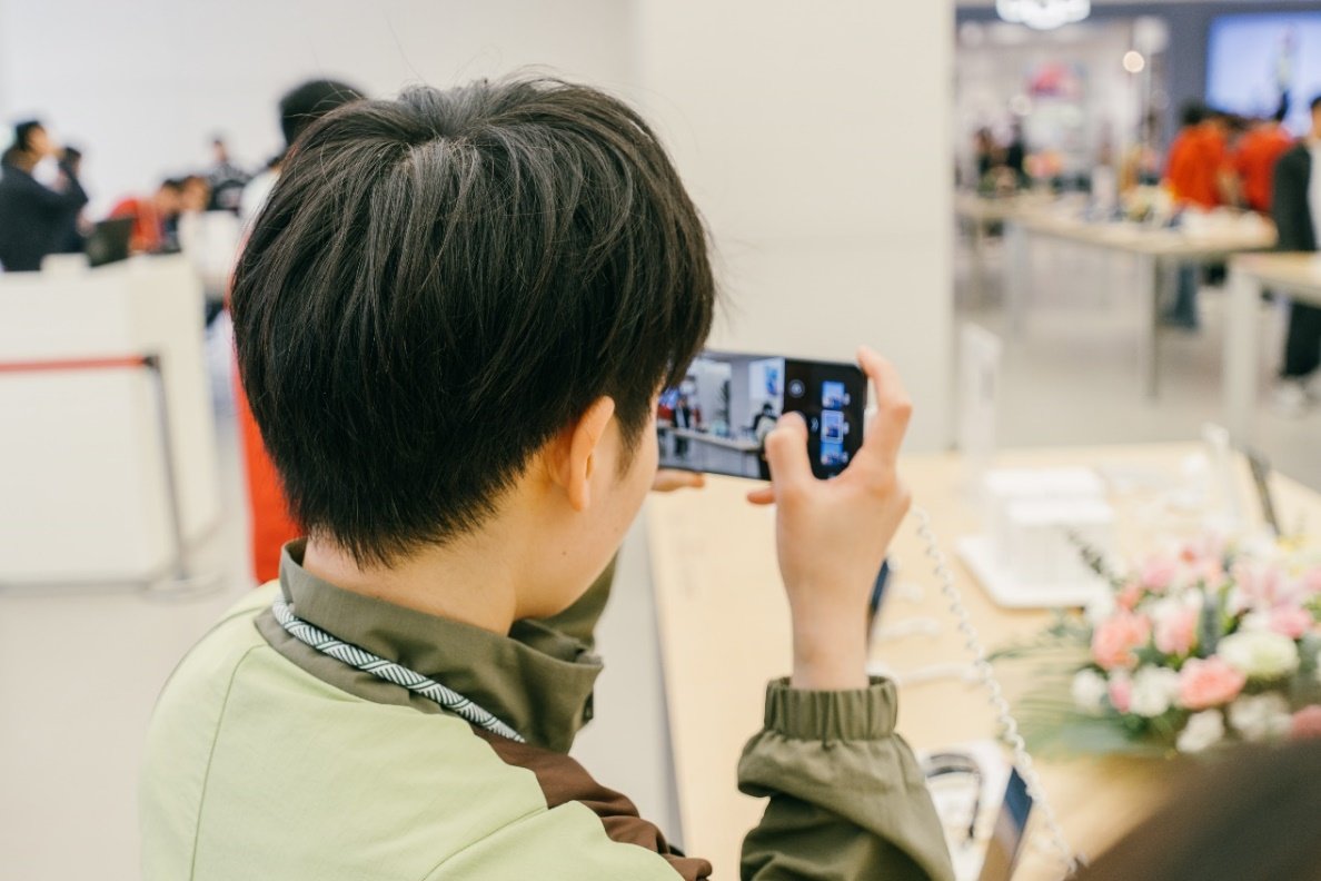 华为智能生活馆&middot;西安赛格国际实景图