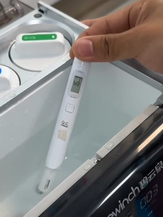 消费者所不知道的碧云泉工厂内幕：博主现场解密一切！