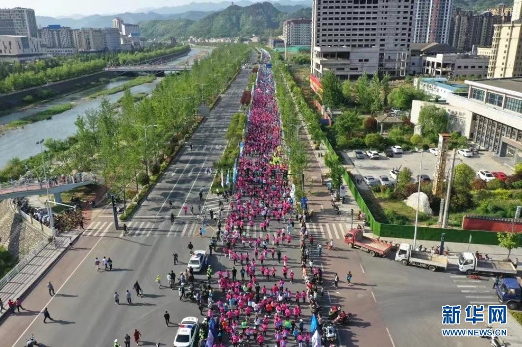 2021年商州半程马拉松赛况 赛事主办方供图