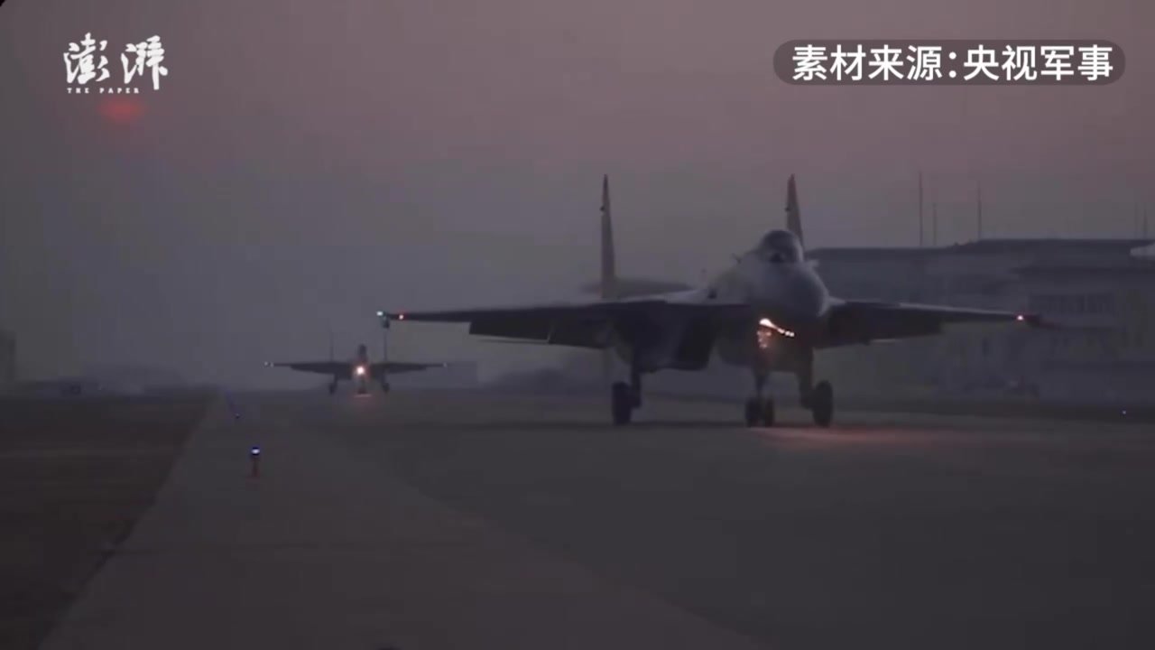 歼15跨昼夜飞行训练