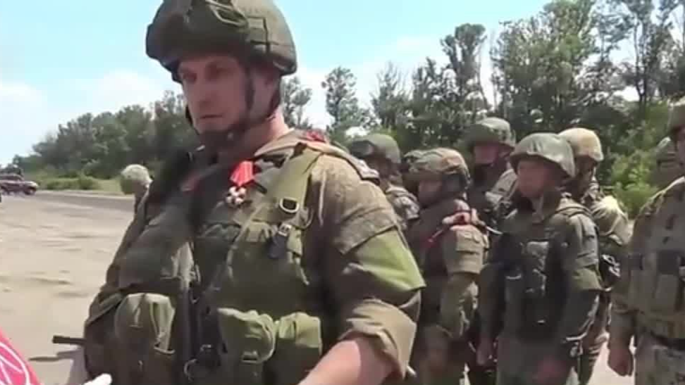 俄罗斯多支民兵在乌克兰作战 互存竞争