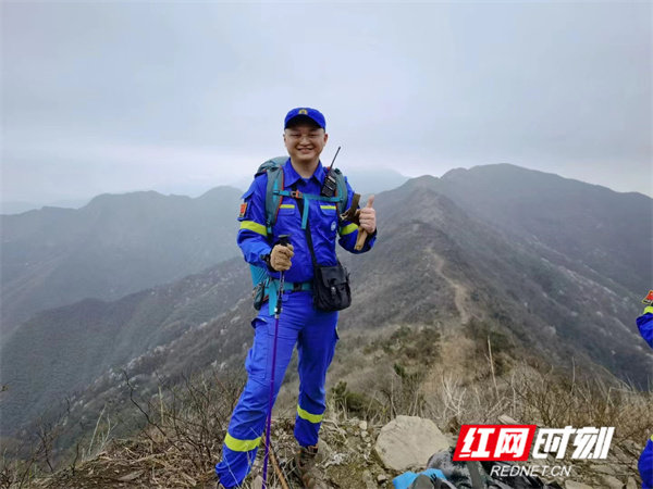 乘务员任意会在工作之外参与到蓝田救援队的任务执行中。