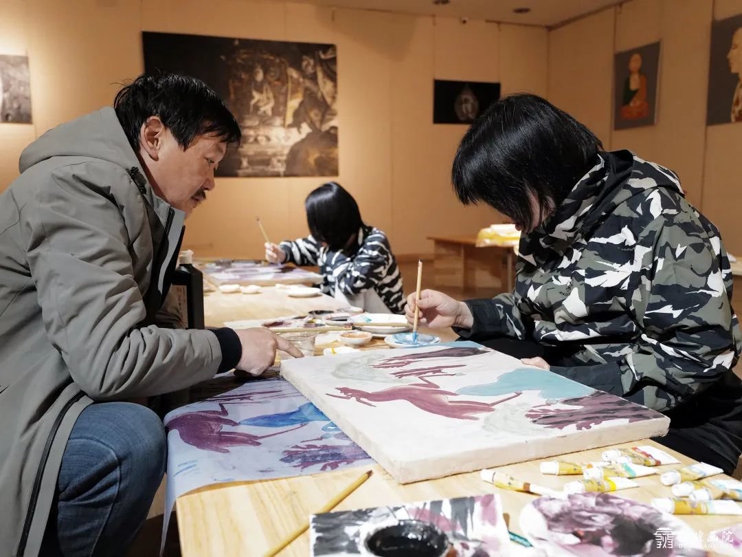 画院老师指导