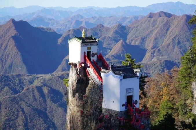 塔云山