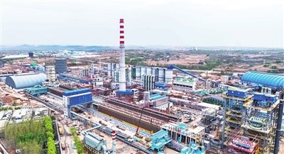 山西金烨焦化有限公司年产197万吨焦化项目鸟瞰图。图片：连峰 摄