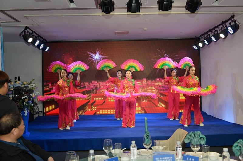 郑州武记餐饮：豫丰汇举行第一届豫剧文化节