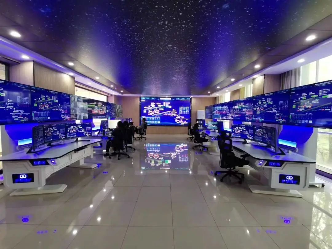 ▲伊新煤业智慧矿山智能控制中心