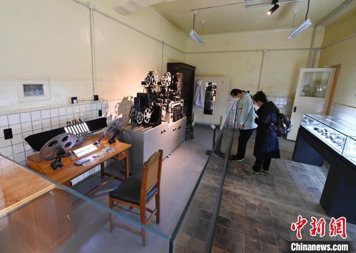 长影洗印车间首度开放讲述胶片电影幕后故事