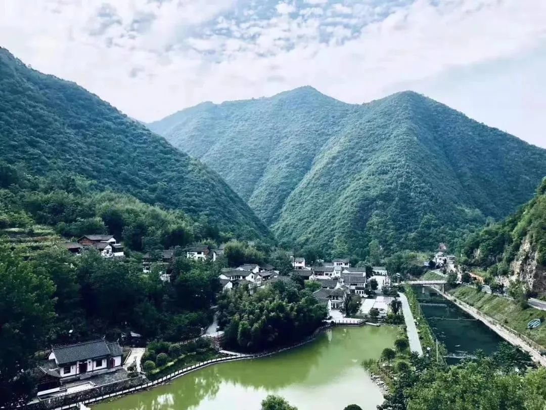 商南县暮光山院民宿
