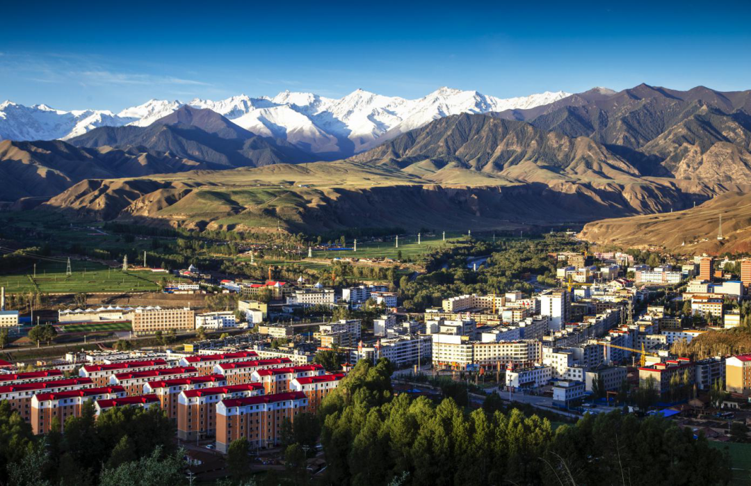 肃南裕固族民俗度假区全景