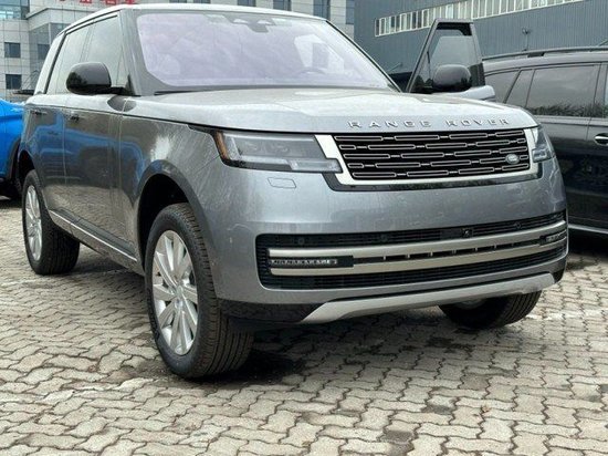 23款路虎揽胜行政p400现车160万起售