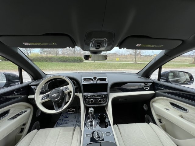 23款宾利添越尖端科技配置港口现车价格_凤凰网汽车_凤凰网