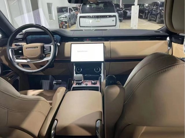 2023款加版路虎揽胜加长44t最新售价