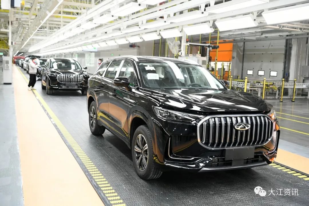 △奇瑞智能网联汽车生产线