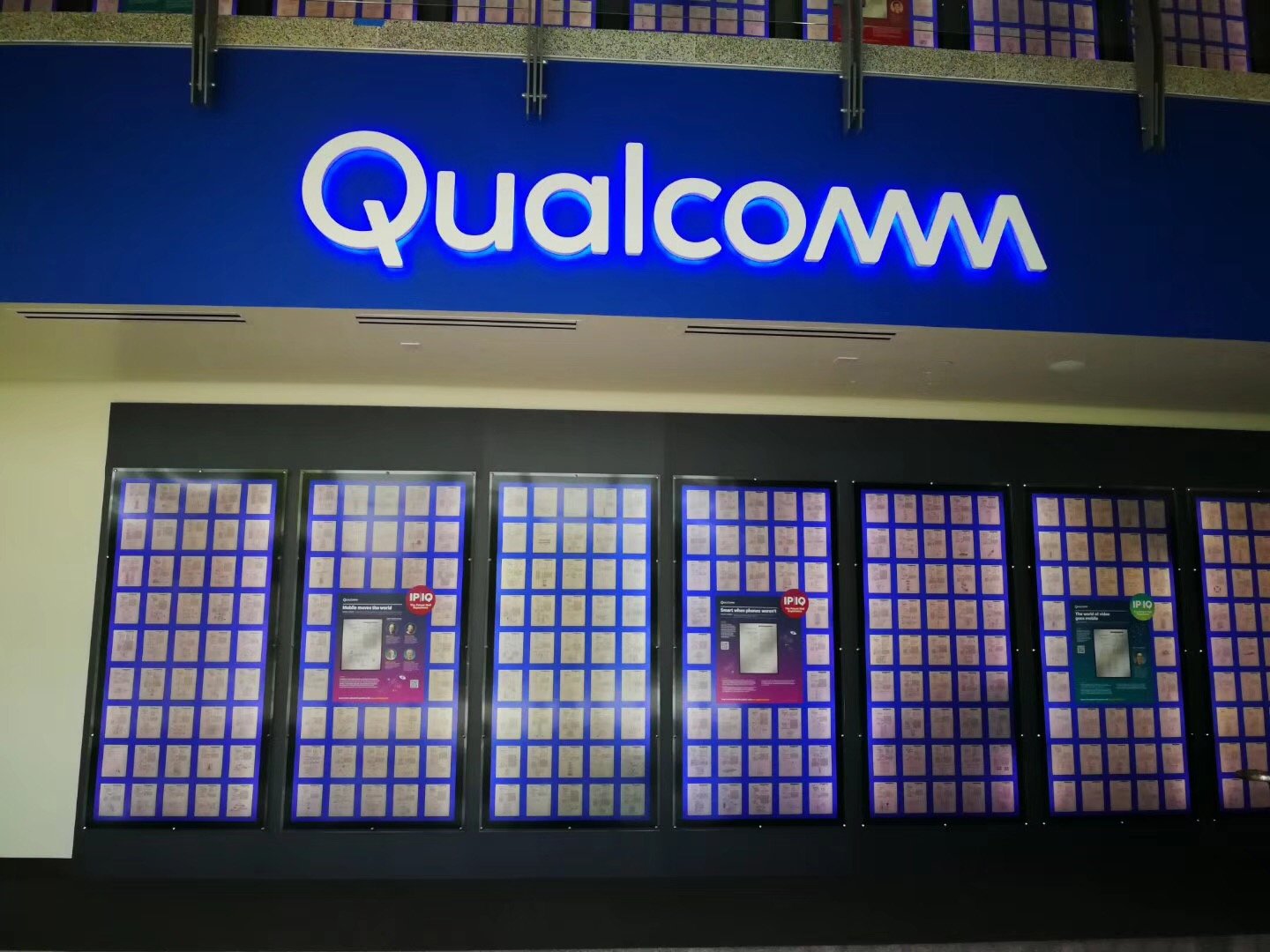 高通预计智能手机需求恢复缓慢客户去库存仍将持续两季_凤凰网